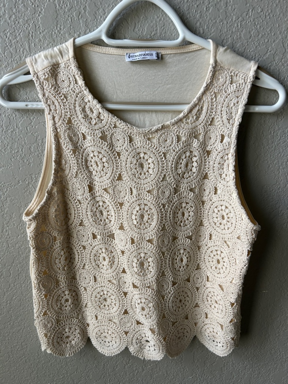 Stradivarius Cream Crochet Circle-Pattern Tank Top
